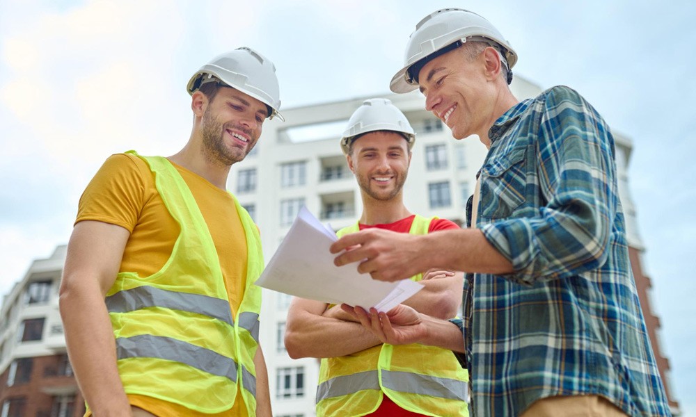 AKFAL engineers on site in Jubail